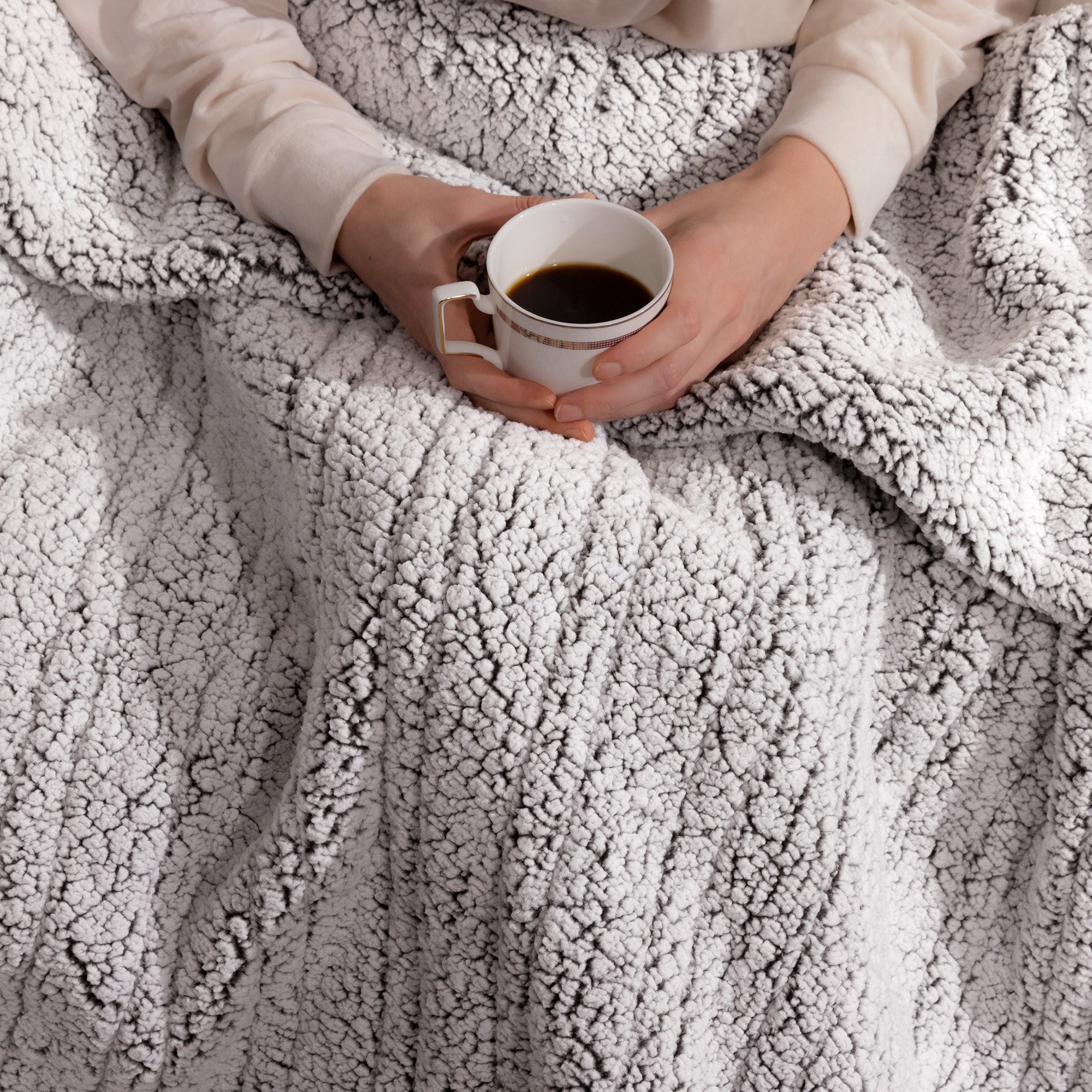 blunique - Double Sided Cozy Sherpa Heated Throw Blanket King Size Blunique