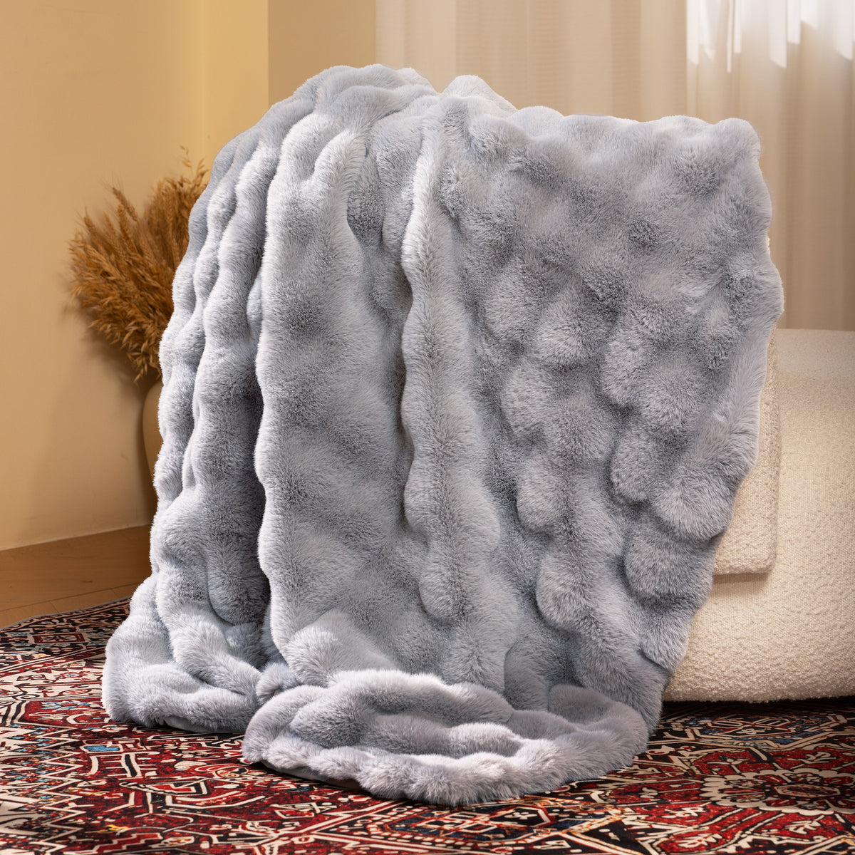 blunique - Premium Faux Fur Bubble Throw & Blanket