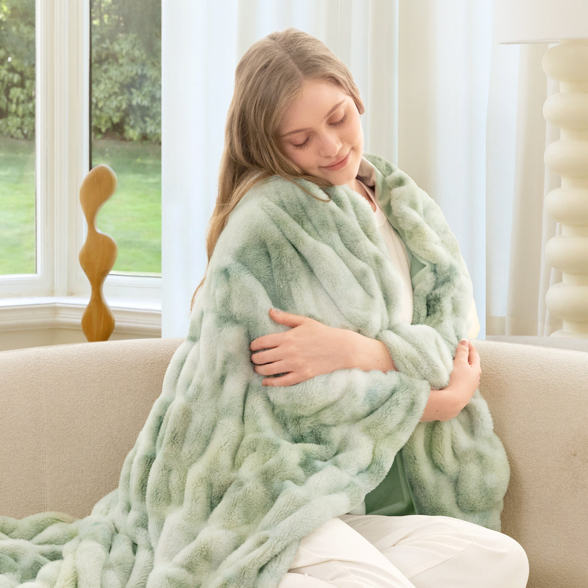 blunique - Luxury Faux Fur Blanket