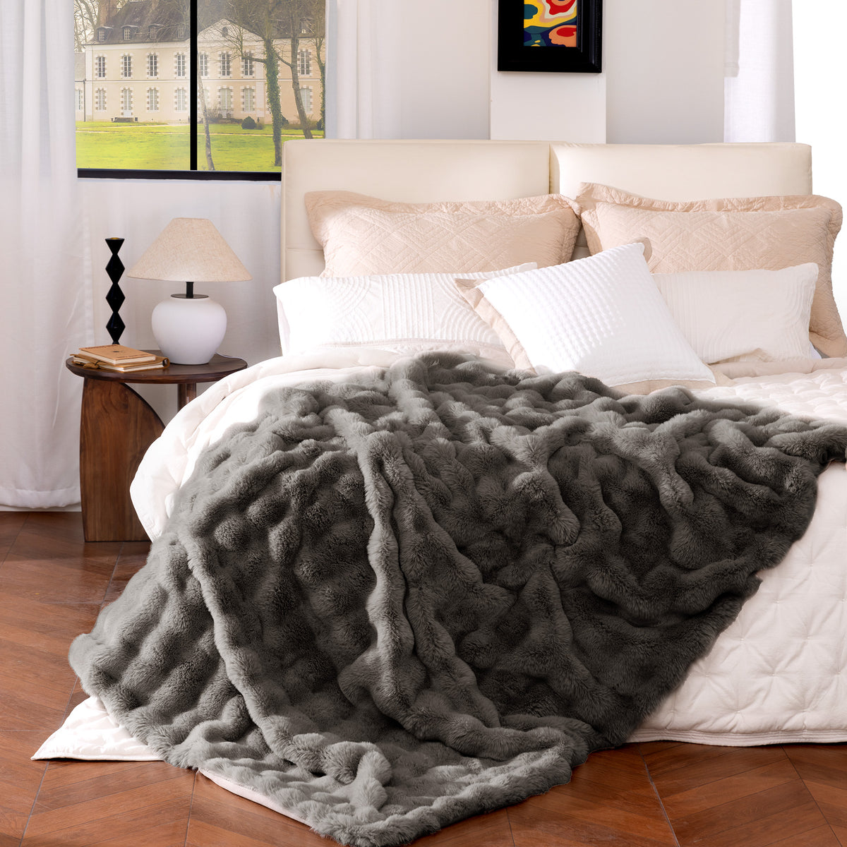 blunique - Premium Faux Fur Bubble Throw & Blanket