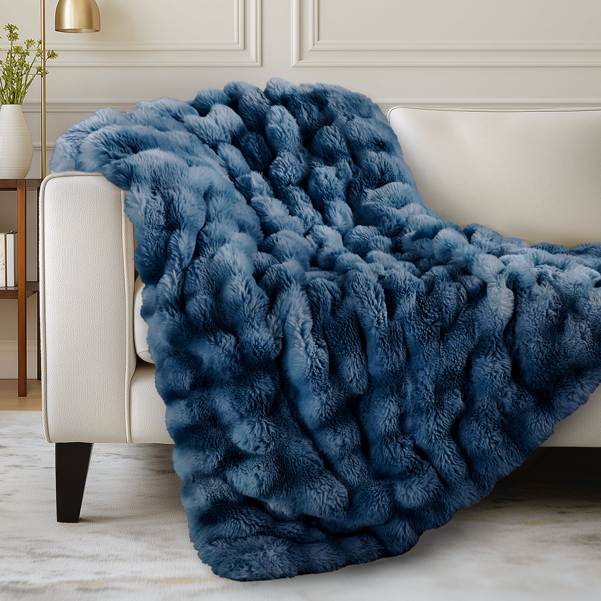 blunique - Premium Faux Fur Bubble Throw & Blanket