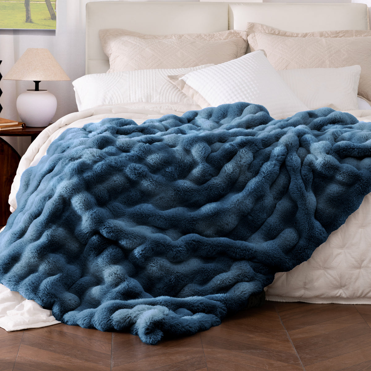 blunique - Premium Faux Fur Bubble Throw & Blanket