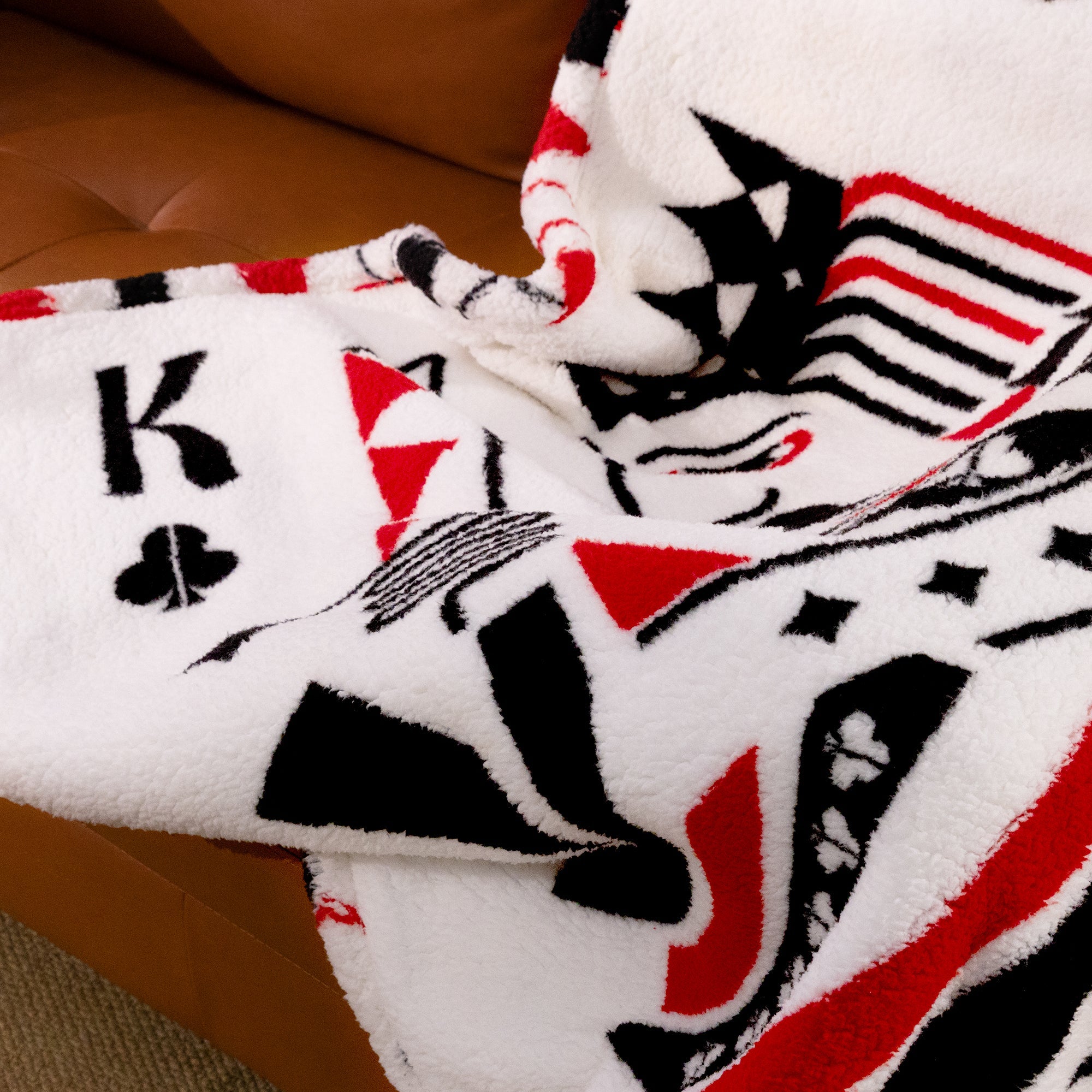 blunique - Poker Themed Design Heated Throw Blanket 50x60inch - Blunique