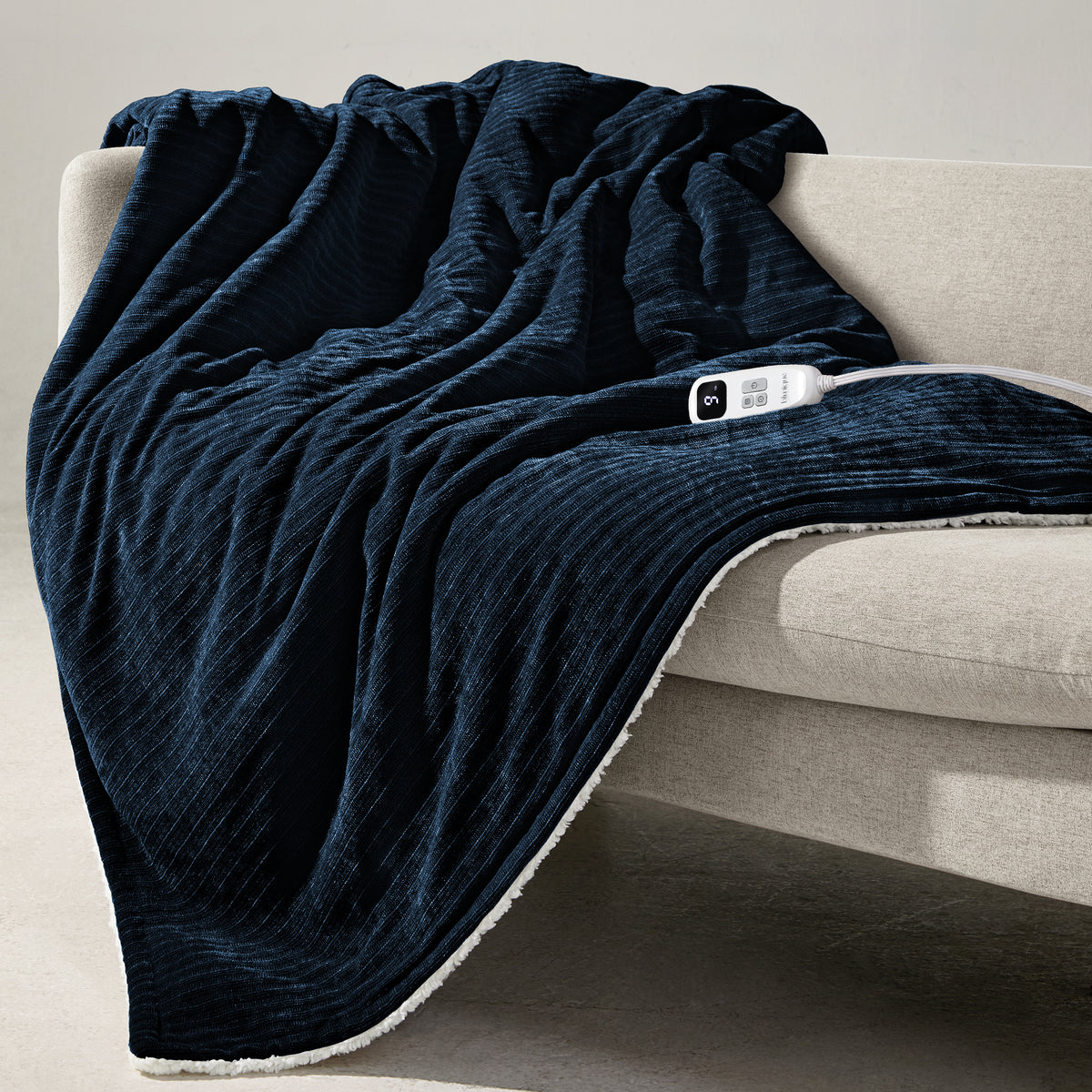 blunique - Ultra Soft Cozy Chenille - Fast Heated Blanket Electric Throw 50''x60''