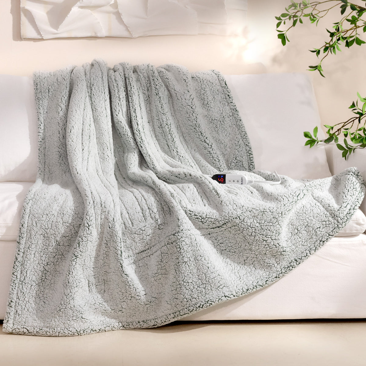 blunique -  Double Sided Cozy Sherpa Heated Throw Blanket 50x60inch