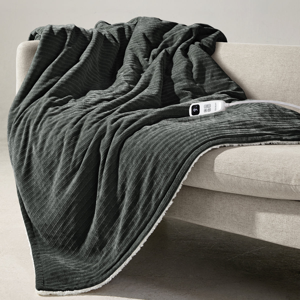 blunique - Ultra Soft Cozy Chenille - Fast Heated Blanket Electric Throw 50''x60''