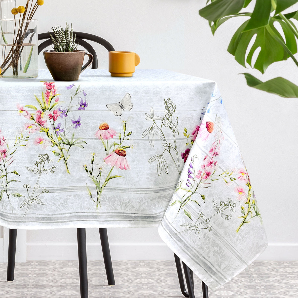 blunique - Summer Floral Tablecloth