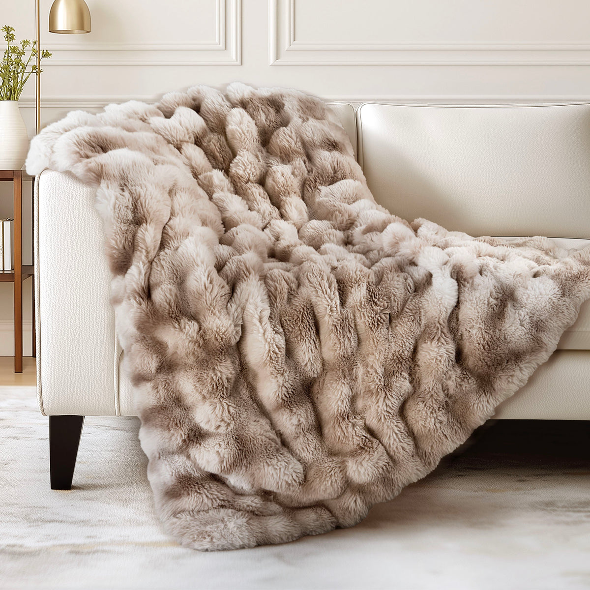 blunique - Premium Faux Fur Bubble Throw & Blanket