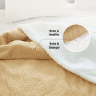 blunique - Waffle Sherpa Heated Blanket Throw Size - Blunique