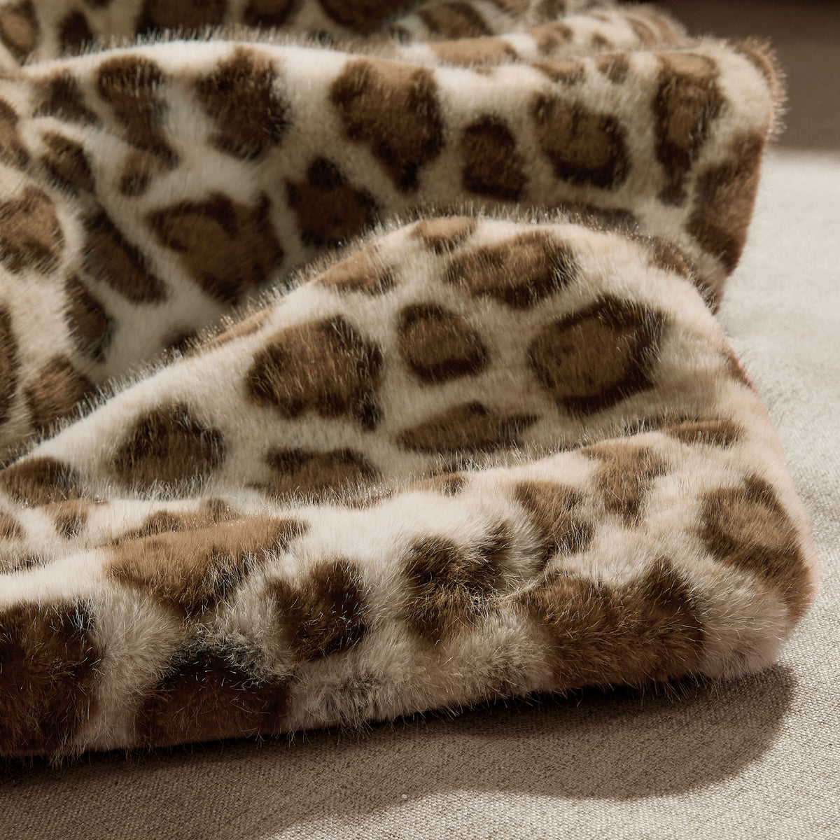 blunique Luxury Faux Fur Heated Blanket Electric Throw - Zebra Print 50''x60''