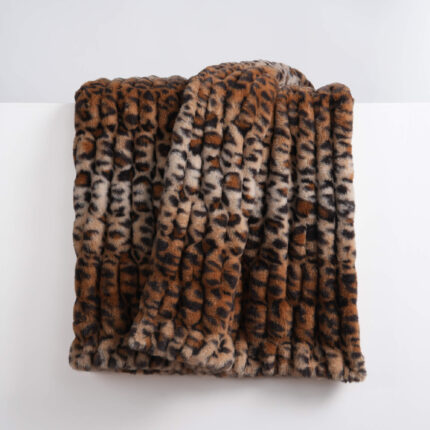 Ruched dual-sided Elastic Bunny faux fur blanket with gradient leopard brown print