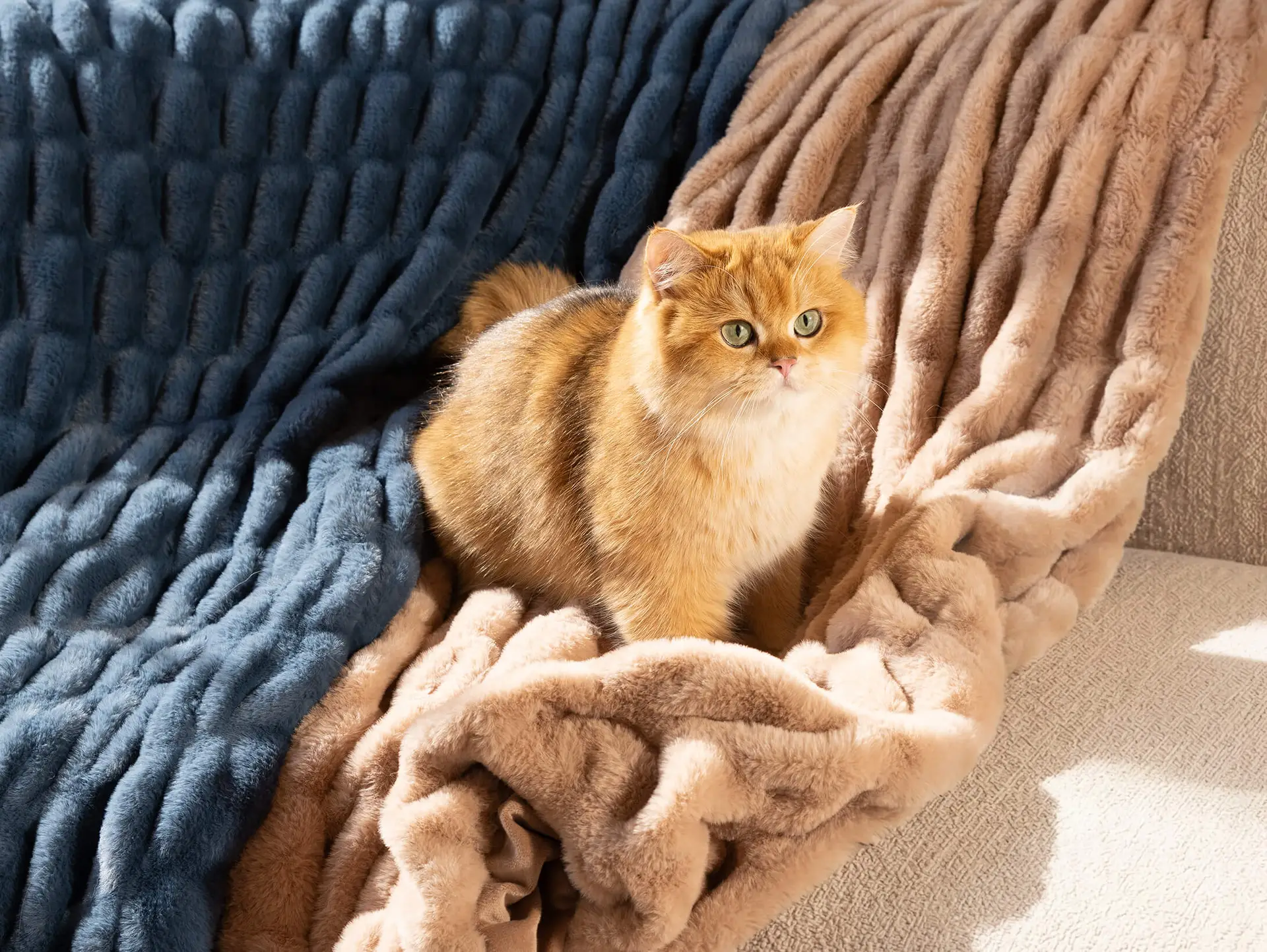 Luxury faux fur blanket for cozy home decor